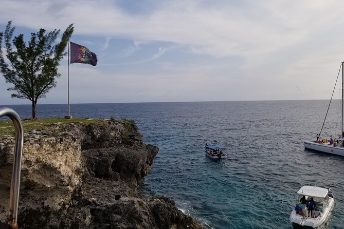 1. Negril Private Airport transfer to/from Hotels & Accommodations - Cornell and Richard as your hosts on the road