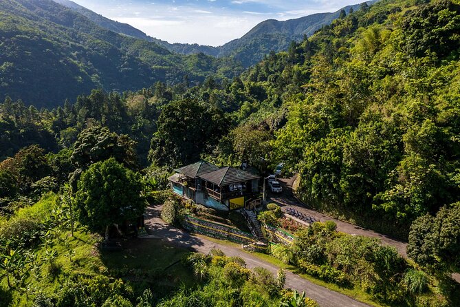 4-Hours Bike, Hike & Waterfall Tour in Blue Mountain with Lunch and Pick Up - What the $195.84 price includes