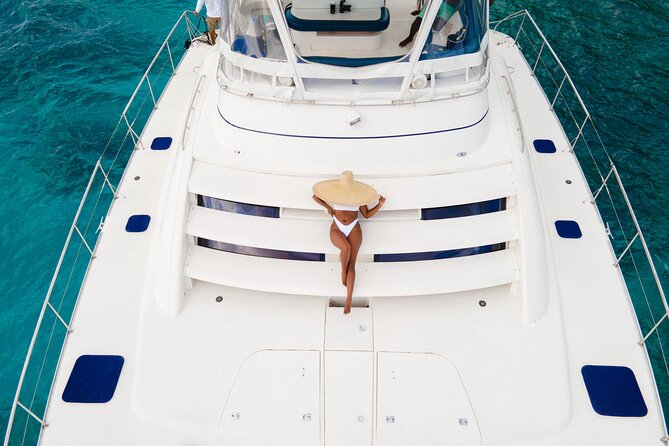 4hr Private Luxury Yacht with Snorkeling, DJ, Bar, Food - A private boat changes the feel of the outing