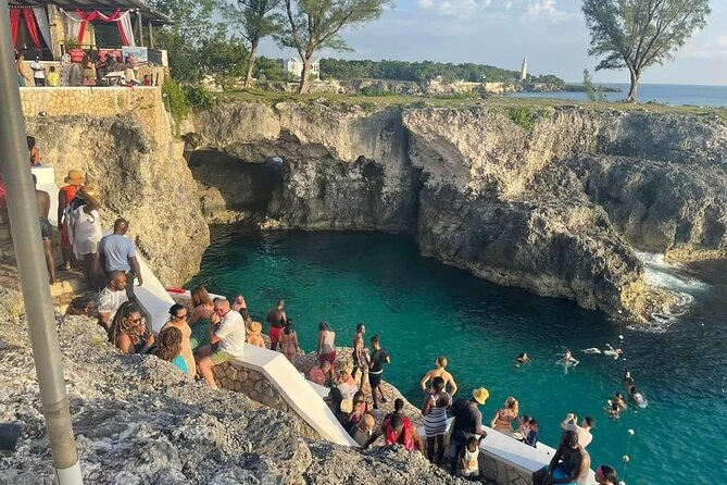 7 Mile Beach and Rick's Cafe in Negril from Montego Bay Private Tour - Practical planning for the day