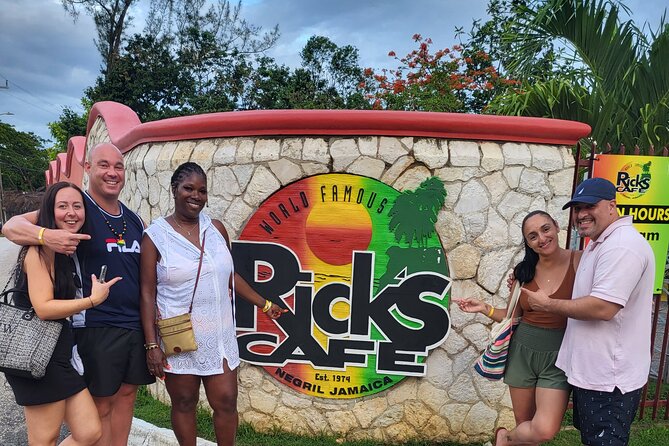 7 Mile Beach and Rick's Cafe Private Tour - Final Decision: Book It for Control and Variety