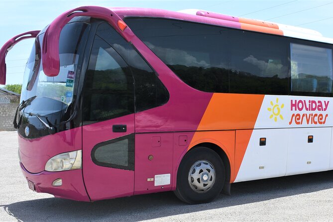 AirBnB/Hotel MBJ Airport Shuttle to all areas -one way/round trip - Meeting your driver at MBJ airport