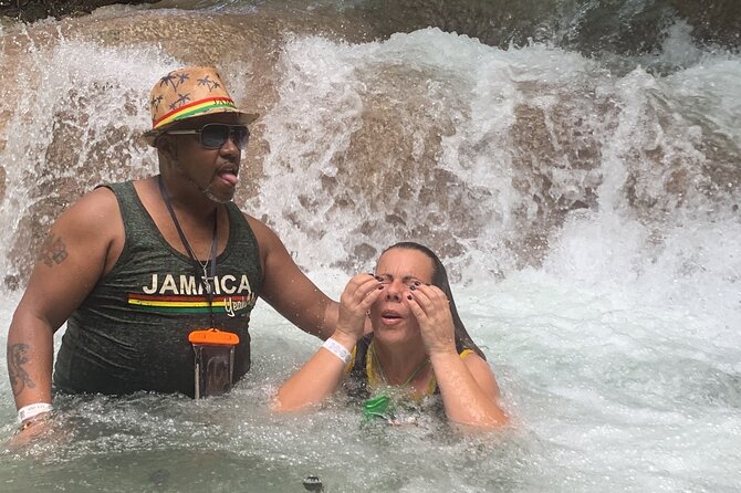 Airport /Hotel Transfer Norman Manley airport and Montego bay - The drive from Kingston toward Ocho Rios