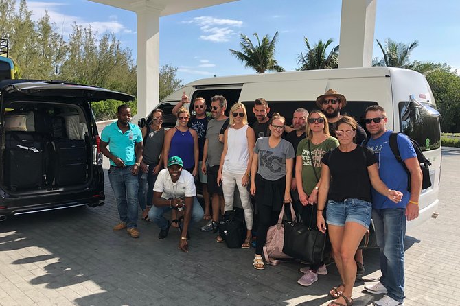 Airport MBJ Round Trip Transfer to Ocho Rios Airbnb Home, Resorts - Key points to know before booking
