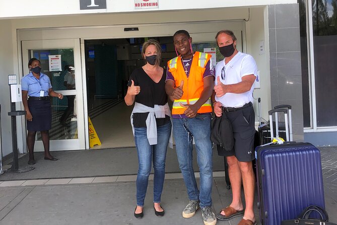 Airport MBJ Round Trip Transfer to Ocho Rios Airbnb Home, Resorts - The drive as a first taste of Jamaica
