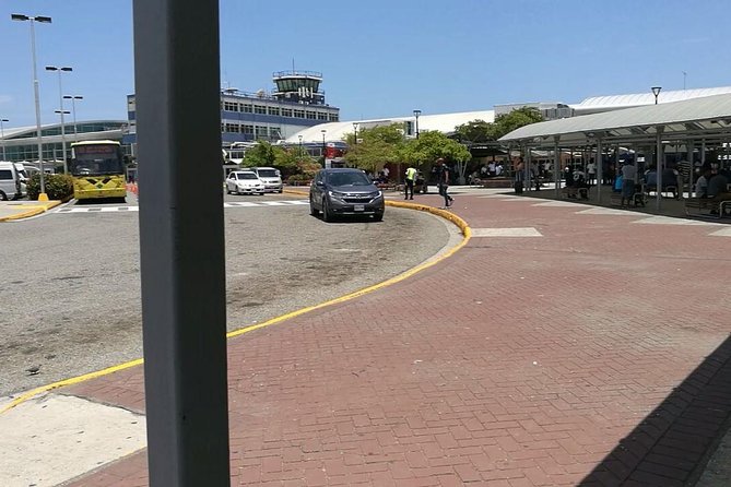 Airport Transfer MBJ Montego Bay to Kingston - Comfort for families, business trips, and late arrivals