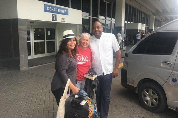 Airport Transfer to catalonia (Round-trip) - The short ride to your Montego Bay hotel