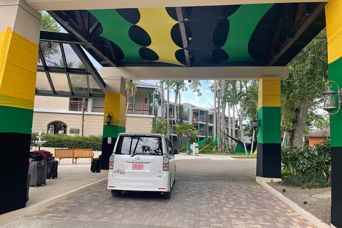 Airport Transfer to Negril - The driver’s role goes beyond the steering wheel
