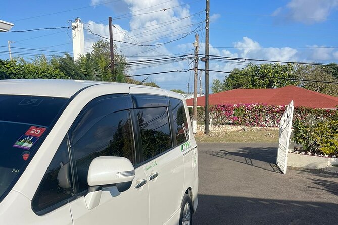 Airport Transfers Montego Bay Hotels Private - What the driver adds to the journey