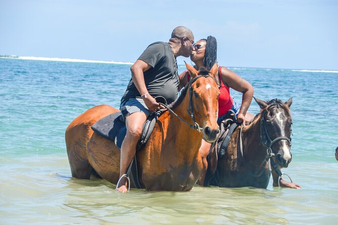 Bamboo Rafting and horseback - What the $142.50 price really covers