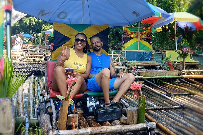 Bamboo Rafting Experience with Limestone Massage - What the Limestone Massage Is Like