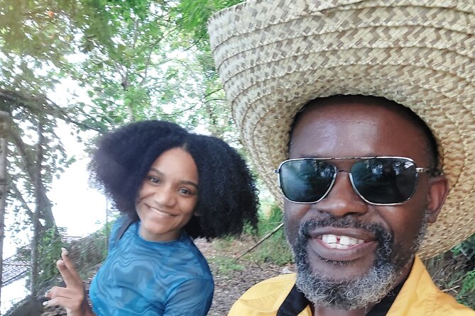 Bamboo Rafting, Frenchman Cove, Boston Jerk Centre in Portland - Boston Bay and the smoky taste of jerk cooking