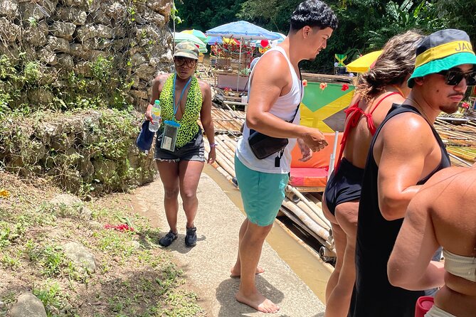 Bamboo Rafting w/ Limestone Massage Montego Bay Jamaica - Setting off on a traditional bamboo raft