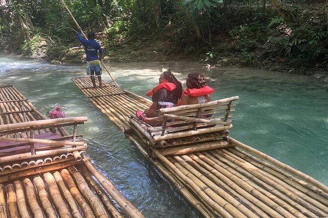 Bamboo River Rafting in Ocho Rios - The scenery is gentle, not dramatic