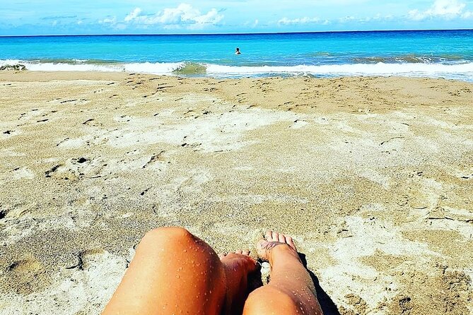 Beach please / Beach day in Ocho Rios Jamaica - Why the local setting matters