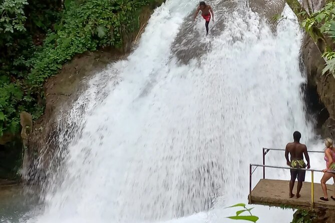 Blue Hole Adventure Ocho Rios. - The mini pool and cannonball stop