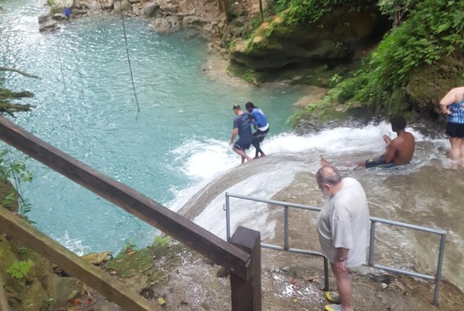 Blue Hole and Dunn's River Adventurous and hiking waterfalls from Ocho Rios - Two Ocho Rios waterfalls, two different kinds of fun