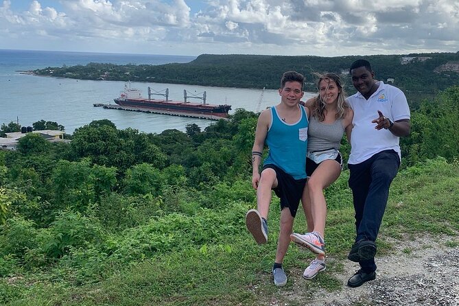 Blue Hole and Dunn's River Falls Private Tour from Montego Bay - What to pack for the falls
