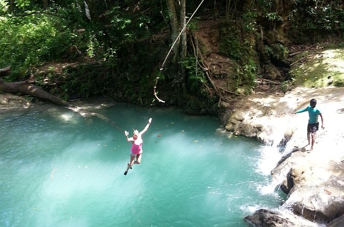 Blue Hole and Dunns River Falls from Falmouth - Dunns River Falls: Jamaicas famous climb