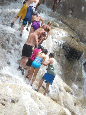 Blue Hole and Dunns River Falls from Falmouth - Who should book this tour