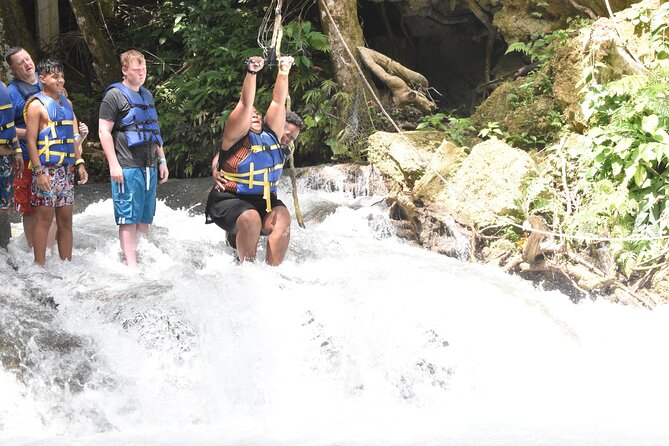 Blue Hole and River Tubing Combo from Falmouth - Why this pairing works so well