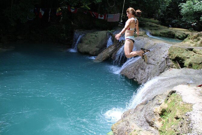 Blue Hole and River Tubing From Ocho Rios Includes Entry Fees - What happens at the Blue Hole