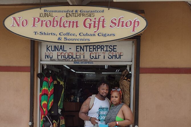 Blue Hole and Shopping in Ocho Rios Jamaica - The guides make the difference