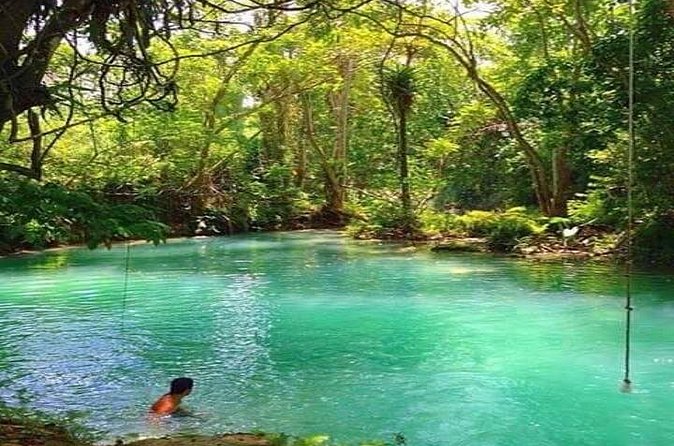 Blue Hole And White River Tubing from Ocho Rios & Runaway Bay - The guides add the human touch