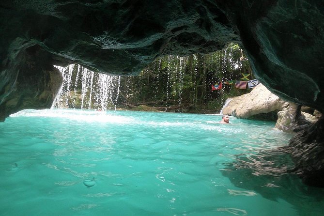 Blue Hole & Jamaica Sightseen Tour Included Transportation - Key points to know before you book