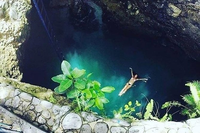 Blue Hole Mineral Spring and Ricks Cafe Private Tour - Who Will Get the Most from This Tour