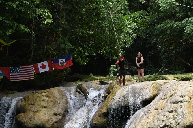 Blue Hole plus Secret Falls & Dunn's River Falls from Grand Palladium - Dunn’s River Falls: Jamaica’s most famous climb