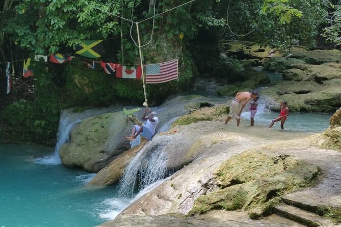 Blue Hole/Secert falls and Dunns River Combo Tour - The ride from Montego Bay to Ocho Rios