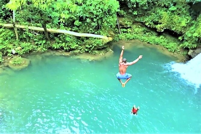 Blue Hole & Secret Falls Day-Trip with Shopping from Grand Palladium - Arriving at Cool Blue Hole