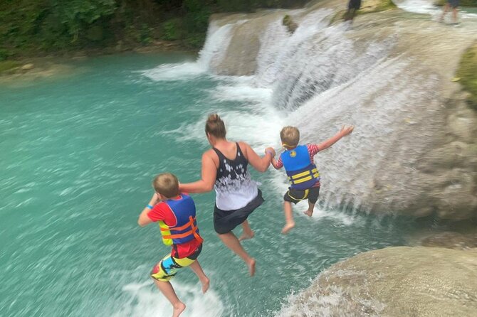 Blue Hole Secret Falls from Falmouth - Key points at a glance