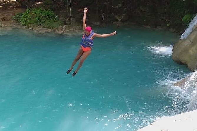 Blue Hole Secret Falls Private Tour - Practical advice for a smoother day