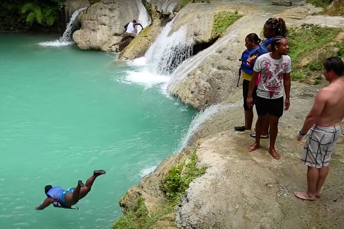 Blue Hole Waterfalls and Rasta Garden from Montego Bay - Group size, guide support, and the pace of the day