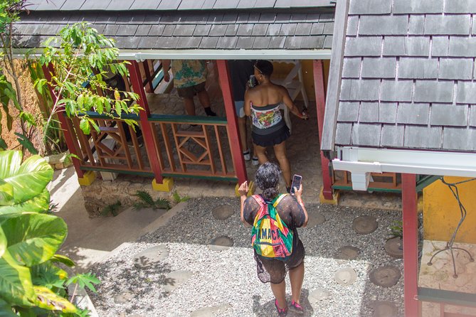 Bob Marley 9 Mile Tour Admission - Bob Marley’s mausoleum and Cedella Marley-Booker’s resting place