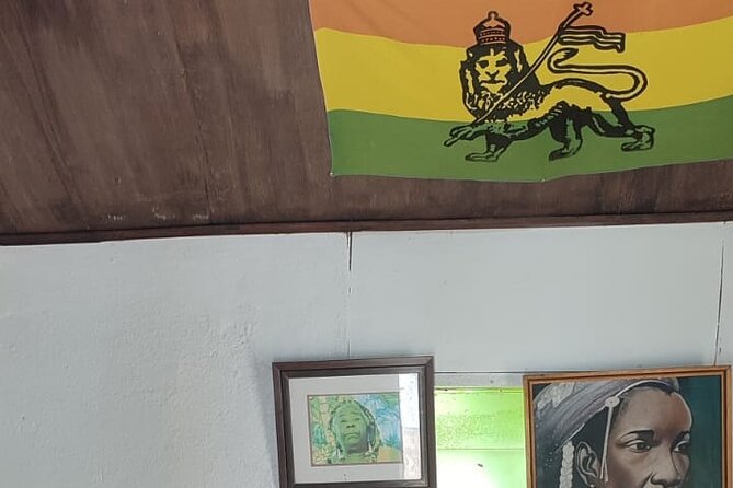 Bob Marley 9 Miles, Dunn's River from Montego Bay. - The Luminous Lagoon question