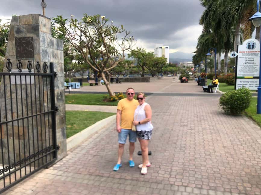 Bob marley 9 Miles & Dunns River Tour from Ocho Rios - Climbing Dunn’s River Falls