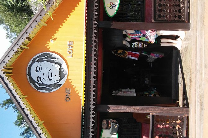 Bob Marley Mausoleum Tour from Ocho Rios - Fern Gully gives the ride a scenic pause