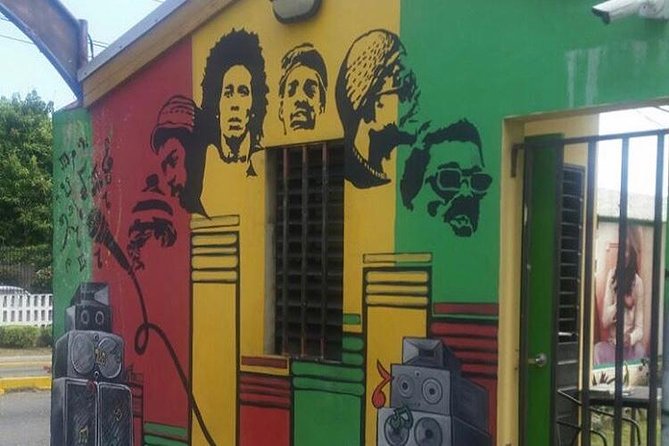 Bob Marley Museum and Devon House Kingston Private Day Tour - Entering the Bob Marley Museum