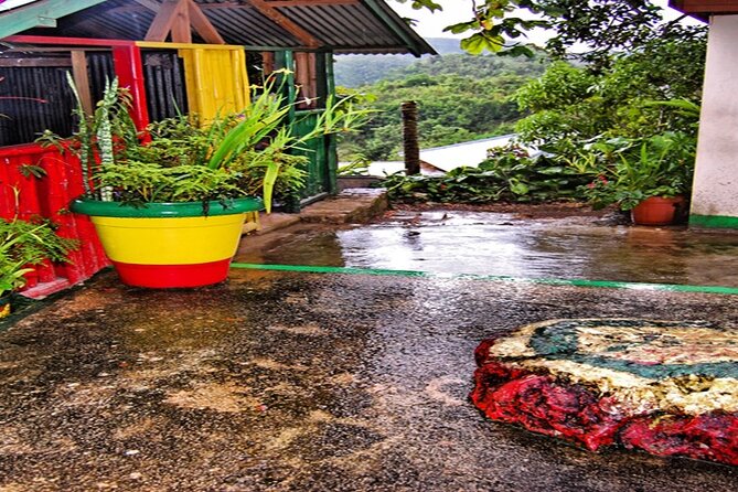 Bob Marley Nine Mile and Dunns River Combo from Ocho Rios - Nine Mile, Bob Marley’s childhood home