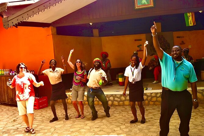 Bob Marley Nine Mile Sightseeing Tour from Falmouth - From Falmouth to Jamaica’s interior