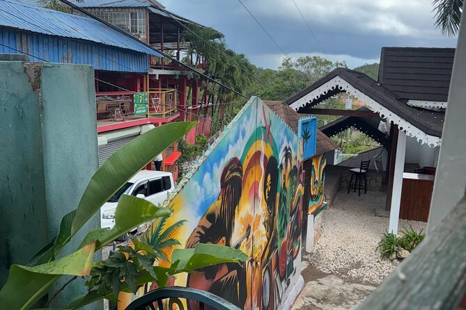Bob Marley Nine Mile Tour - The gift shop and what you can buy