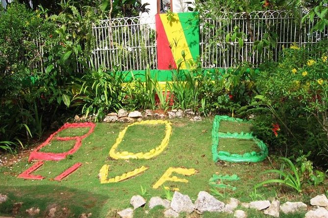 Bob Marley Nine Mile Tour from Ocho Rios - Pickup details that deserve extra care