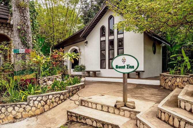 Bob Marley Nine Miles, sightseeing and local food and fruit stop - From Montego Bay to Jamaica’s interior