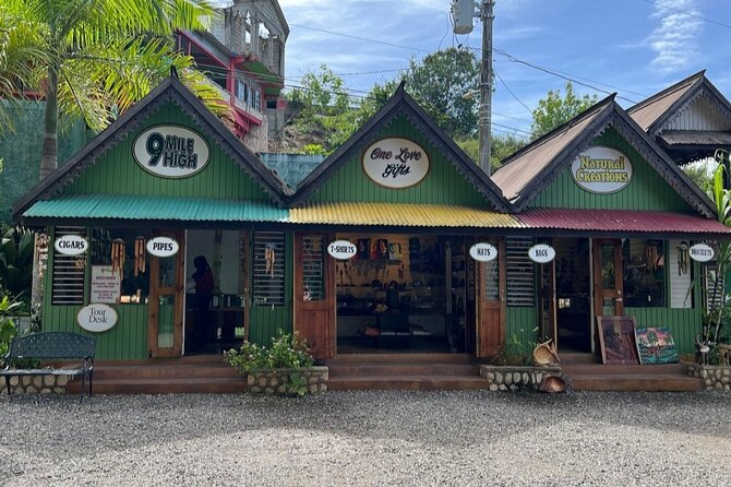 Bob Marley's Nine Mile Tour with Admission from Montego Bay - Comfort, group size, and practical planning