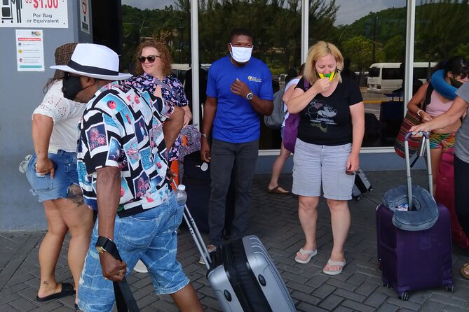 Breathless & Secrets Airport Transfer - Leaving Sangster International Airport Without the Taxi Scramble