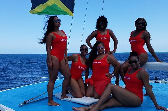 Catamaran, snorkeling & Dunn's River Falls - What the $215 price includes