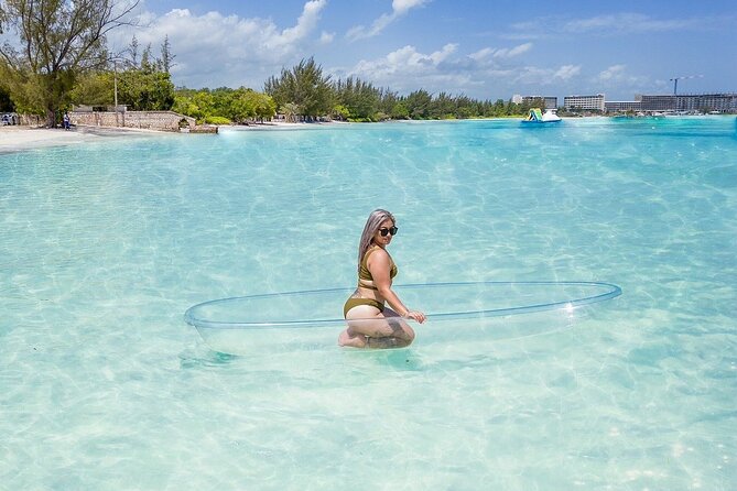 Clear Kayak Photoshoot in Montego Bay (Single) - Should you book the Burwood Beach kayak photoshoot?